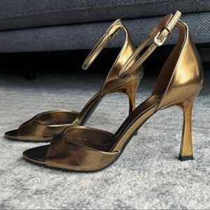 Ankle Heeled Metallic Sandals in gold 3.3 inch